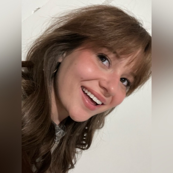 Meet your Posher, Anna grace - Picture 1 of 1